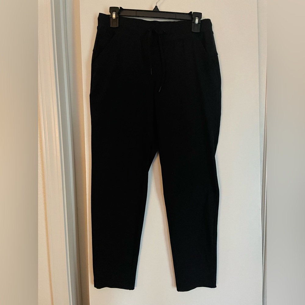 Yogalicious Black Yoga Jogger Sweatpants High Rise Straight Leg NWOT